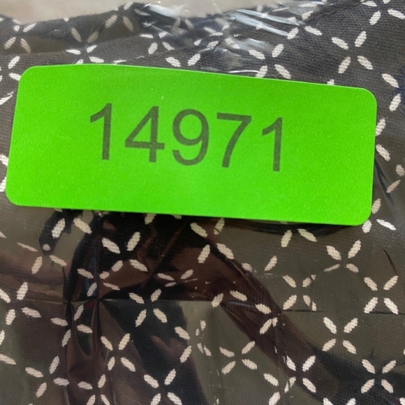 St. John's Bay Women's Black & White Dashed Diamond Pattern Capri Dress Pants 12 - Picture 14 of 14